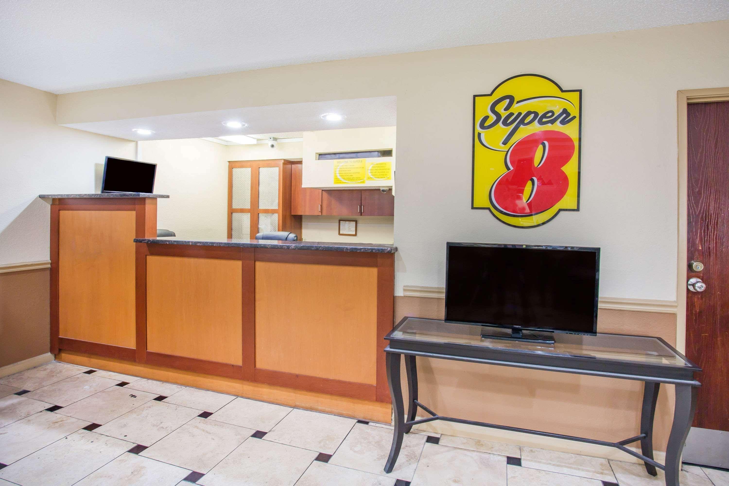 Super 8 By Wyndham Harrisonburg Motel Luaran gambar