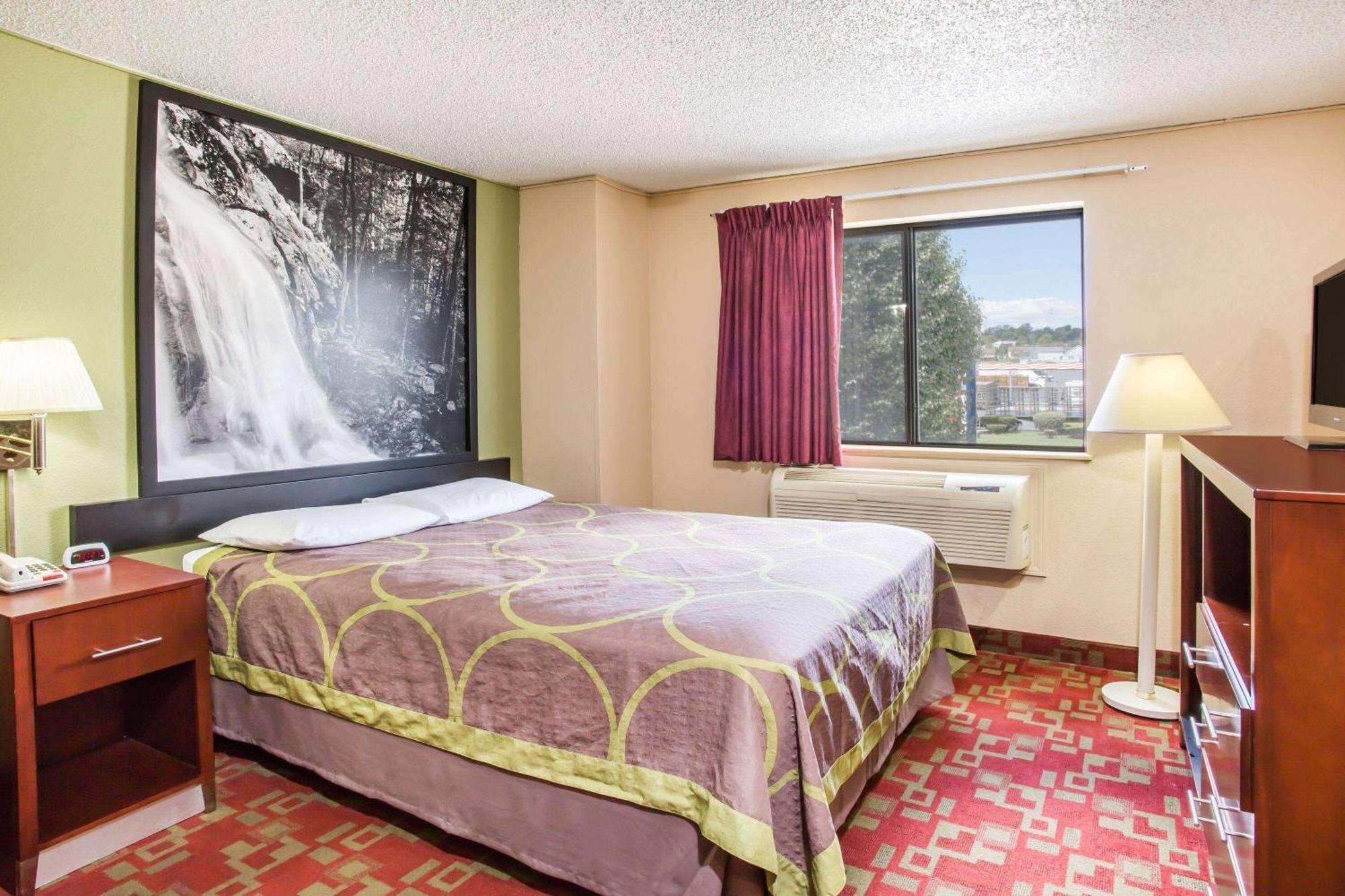 Super 8 By Wyndham Harrisonburg Motel Luaran gambar