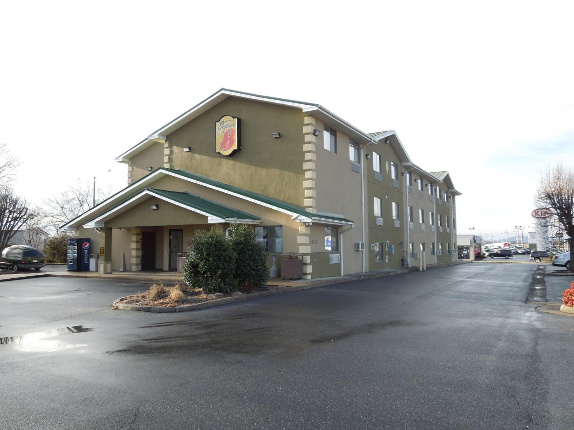 Super 8 By Wyndham Harrisonburg Motel Luaran gambar